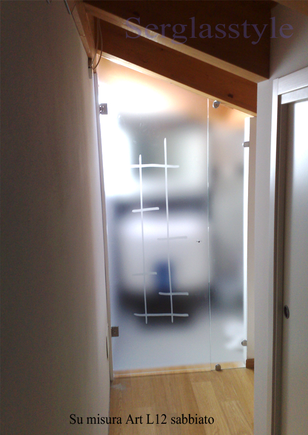 porta satinata su misura angolo spigolo disegno sabbiato acidato scorrevole battente divisorio porta in vetro serglas com