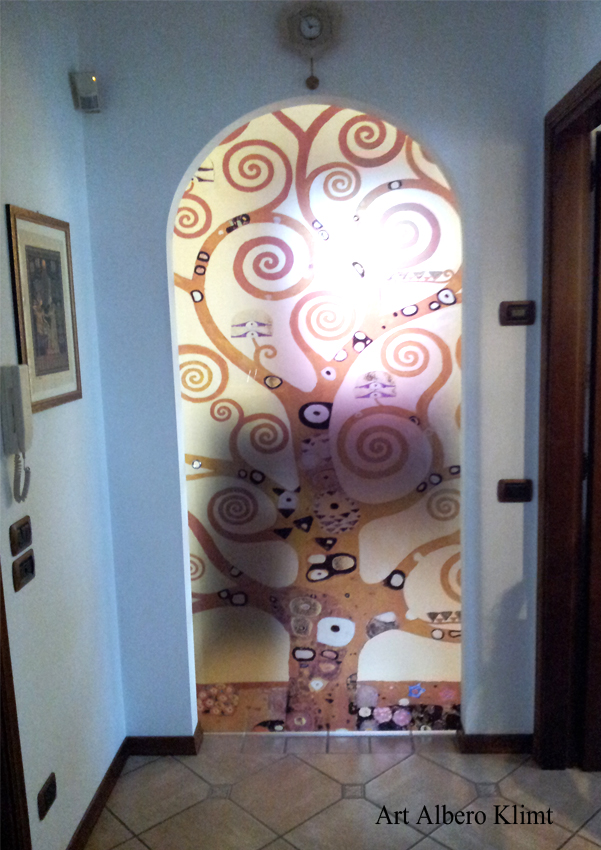 albero di klimt in vetro divisorio cucina in vetro lavorato vetrate artistiche porte in vetro cristalli vetreria venezia padova treviso vicenza verona veneto rovigo porte tuttovetro stampate immagini in vetro porte in vetro vetrate artistiche su misura albergo hotels.jpg